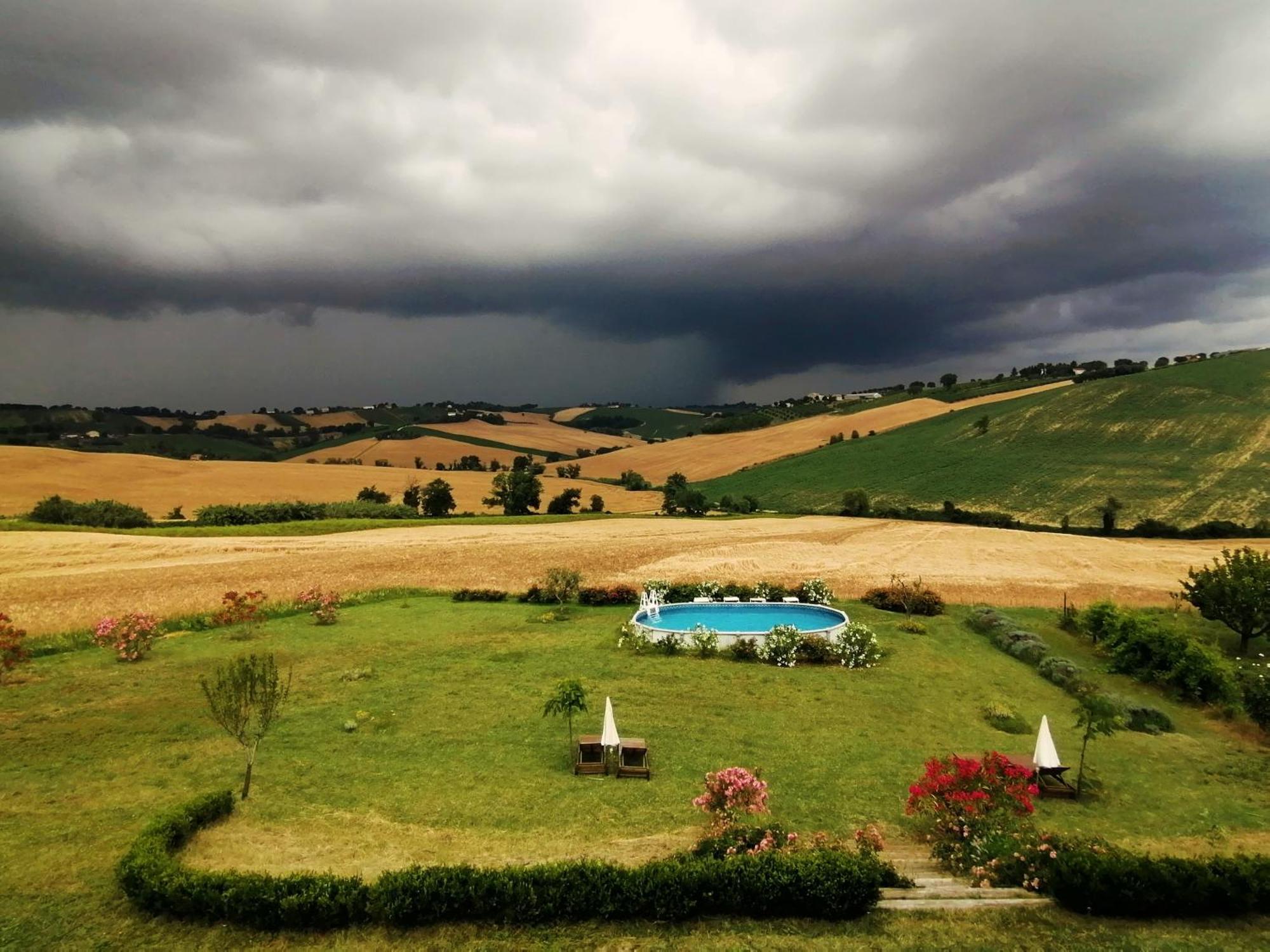 Il Giardino Nella Valle Belvedere Ostrense ภายนอก รูปภาพ